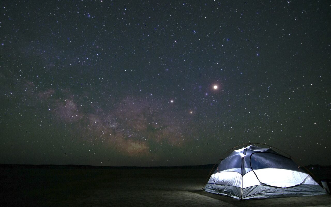 Can I Camp On The Beach Or Nearby?