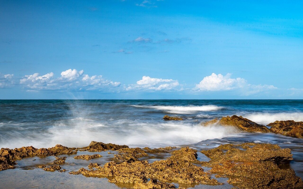 What Should I Know About First Aid And Medical Facilities At The Beach?